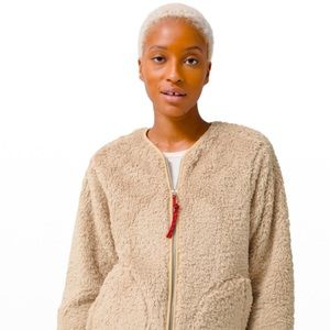 Oh so Sherpa Lululemon jacket
